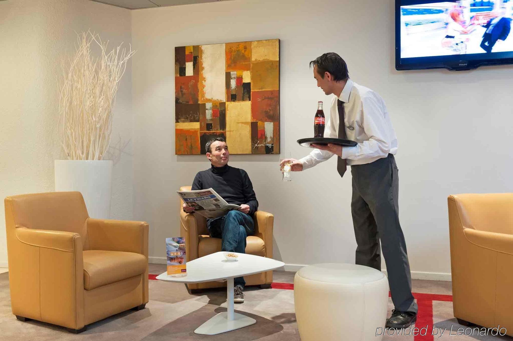 Mercure Paris Le Bourget Aeroport 4*