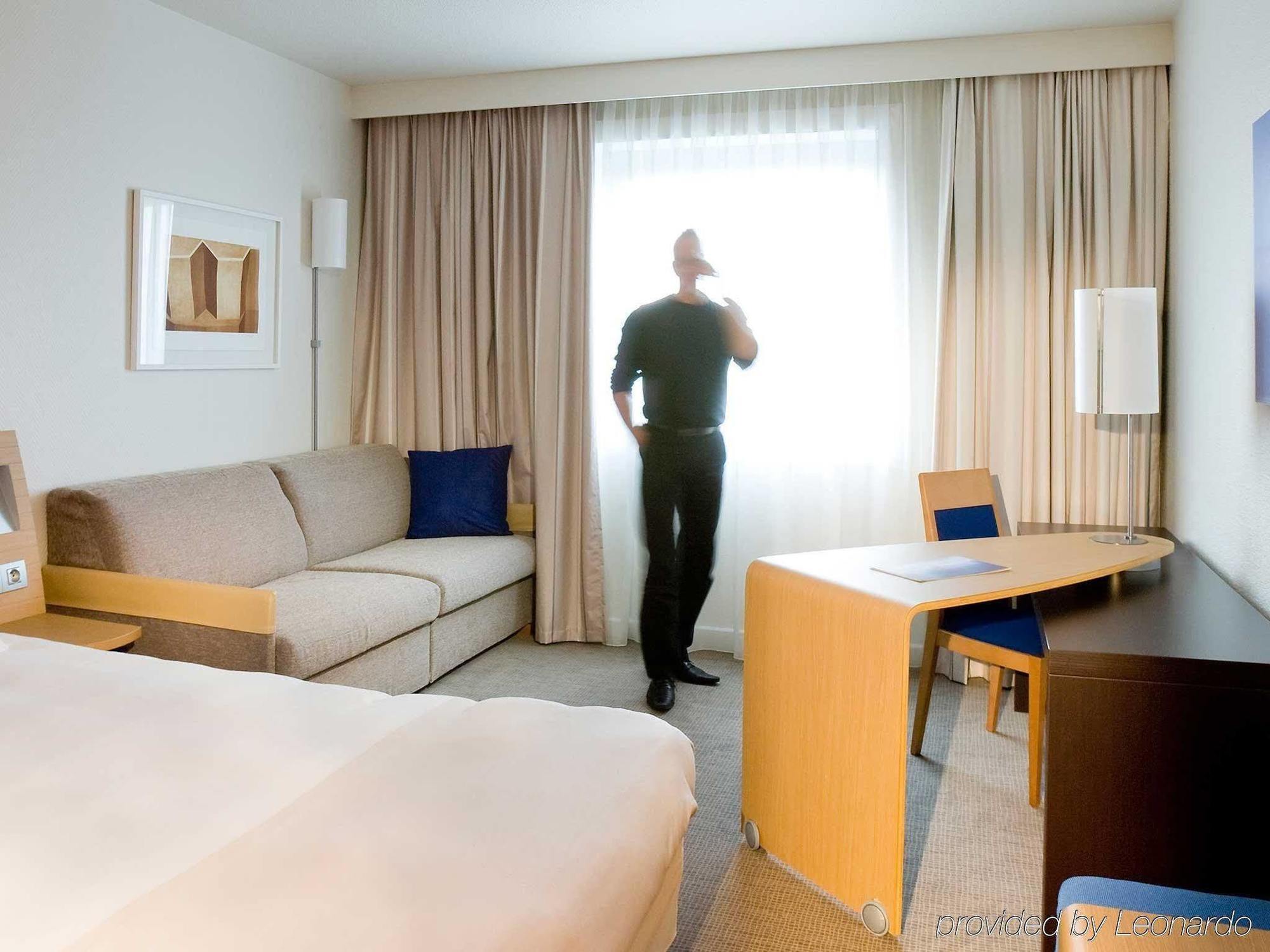 Mercure Paris Le Bourget Aeroport Hotel 4*