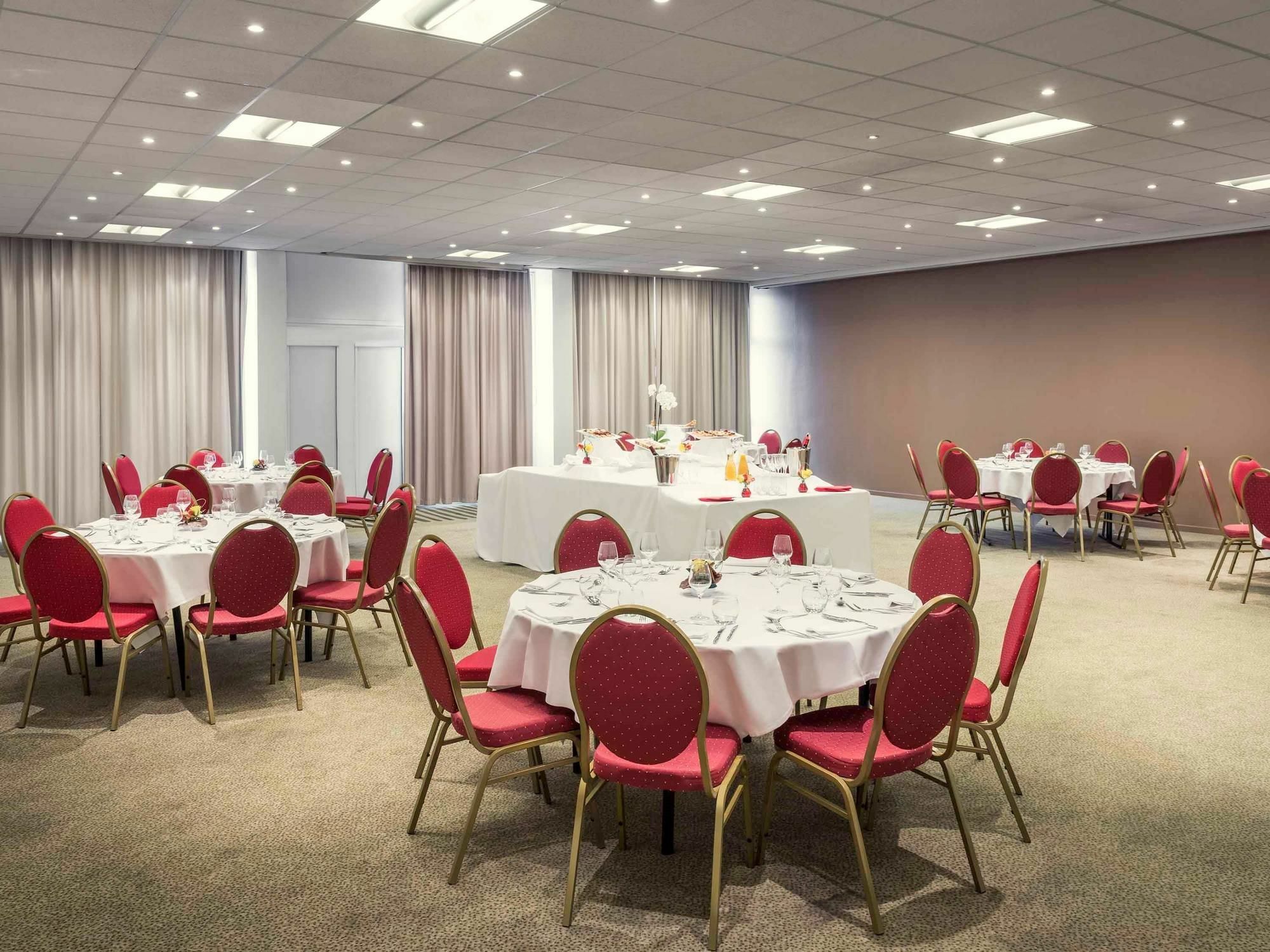 Mercure Paris Le Bourget Aeroport 4* Le Blanc-Mesnil