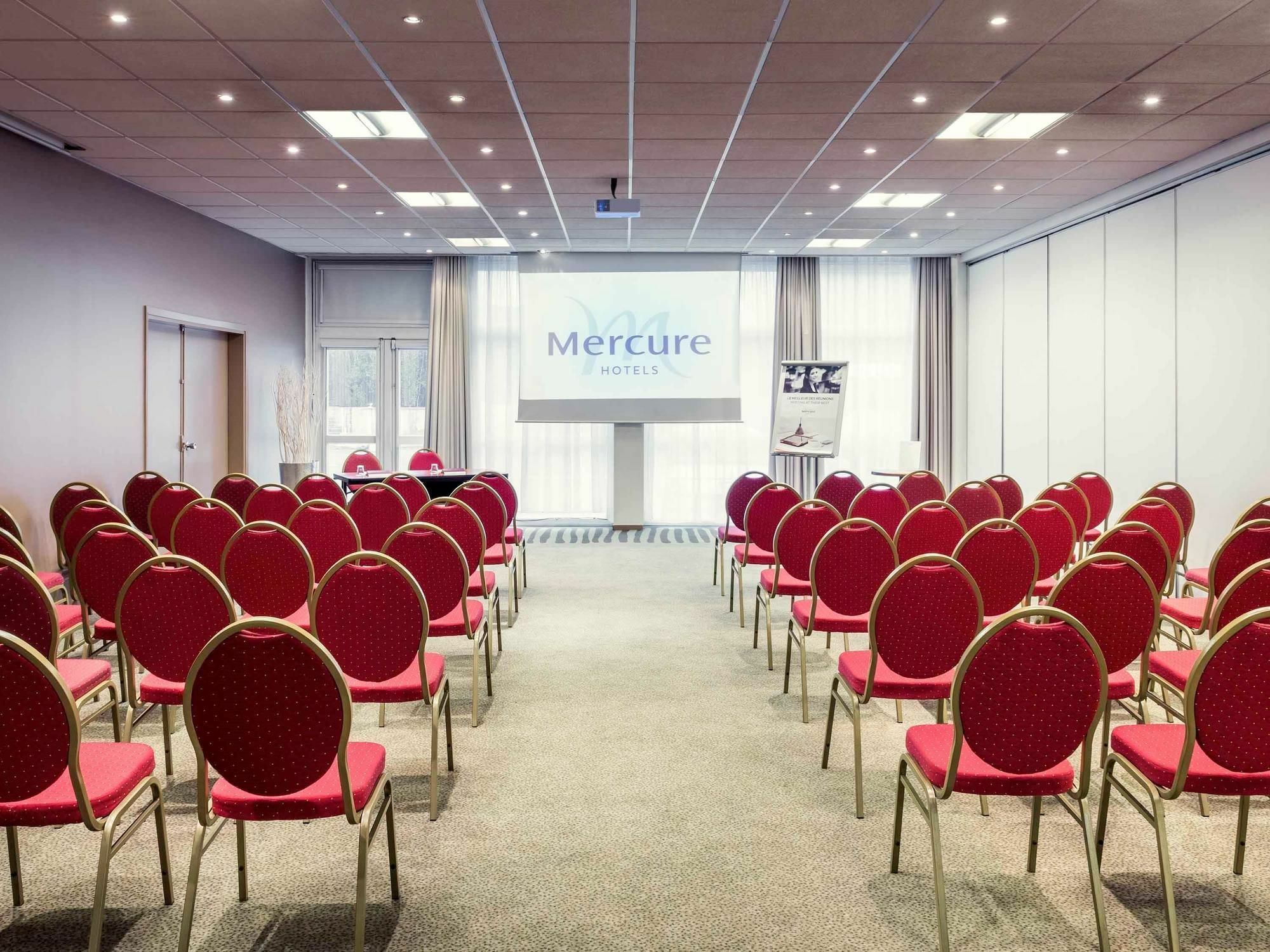 Mercure Paris Le Bourget Aeroport 4* Le Blanc-Mesnil