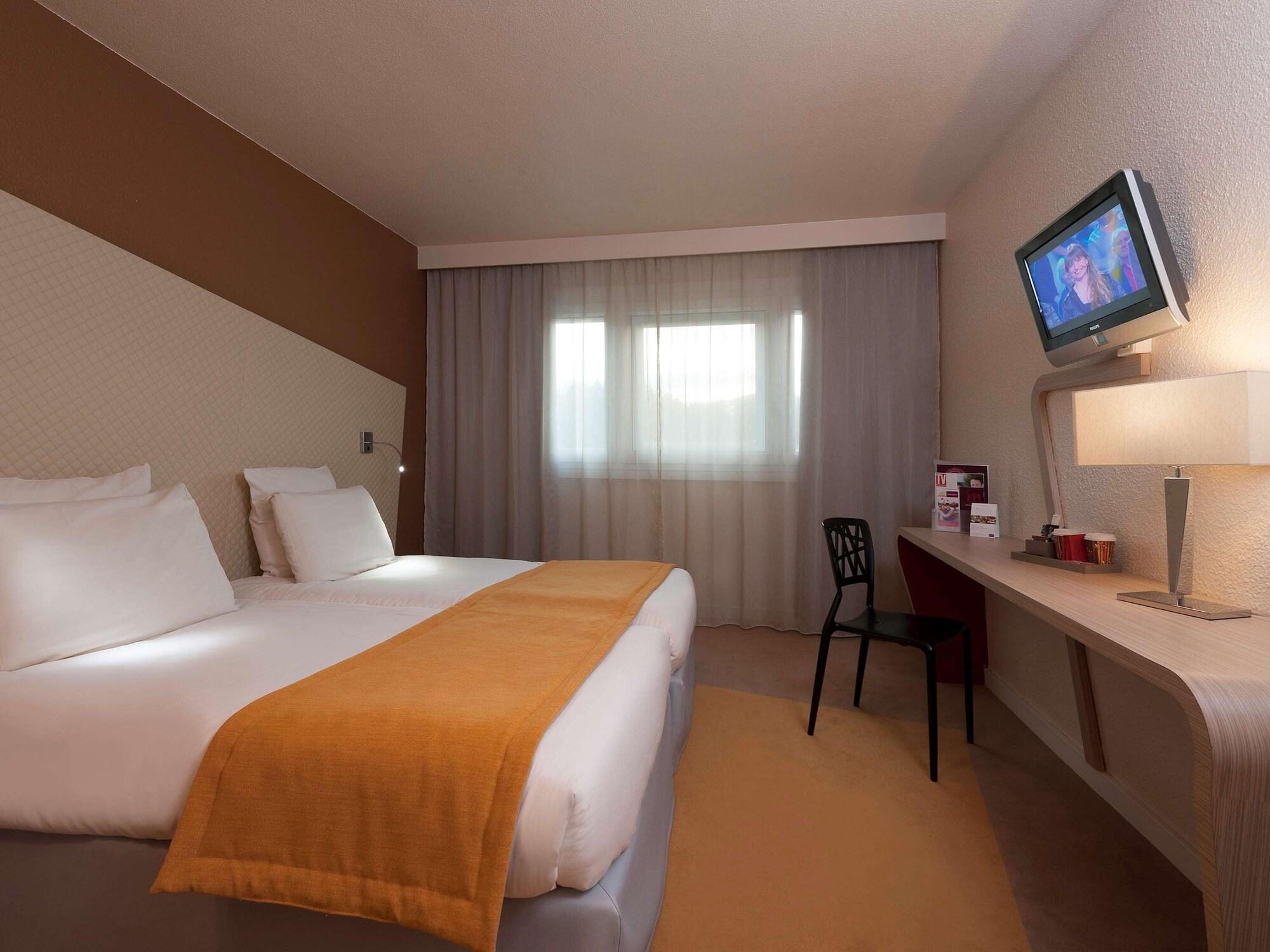 Mercure Paris Le Bourget Aeroport Hotel 4*