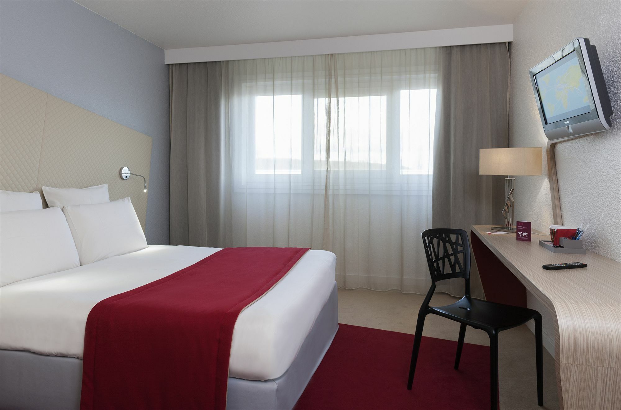Mercure Paris Le Bourget Aeroport 4*
